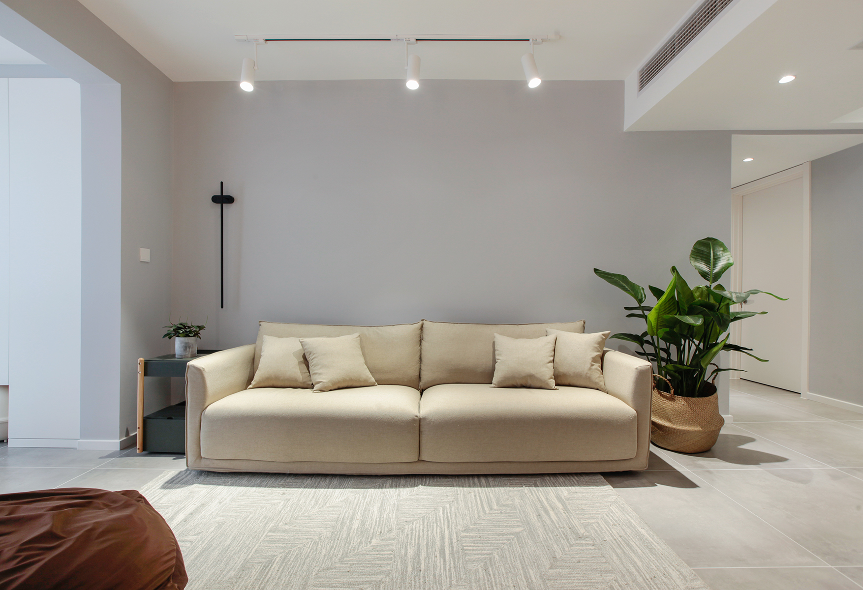 78㎡现代二居沙发背景墙装修效果图