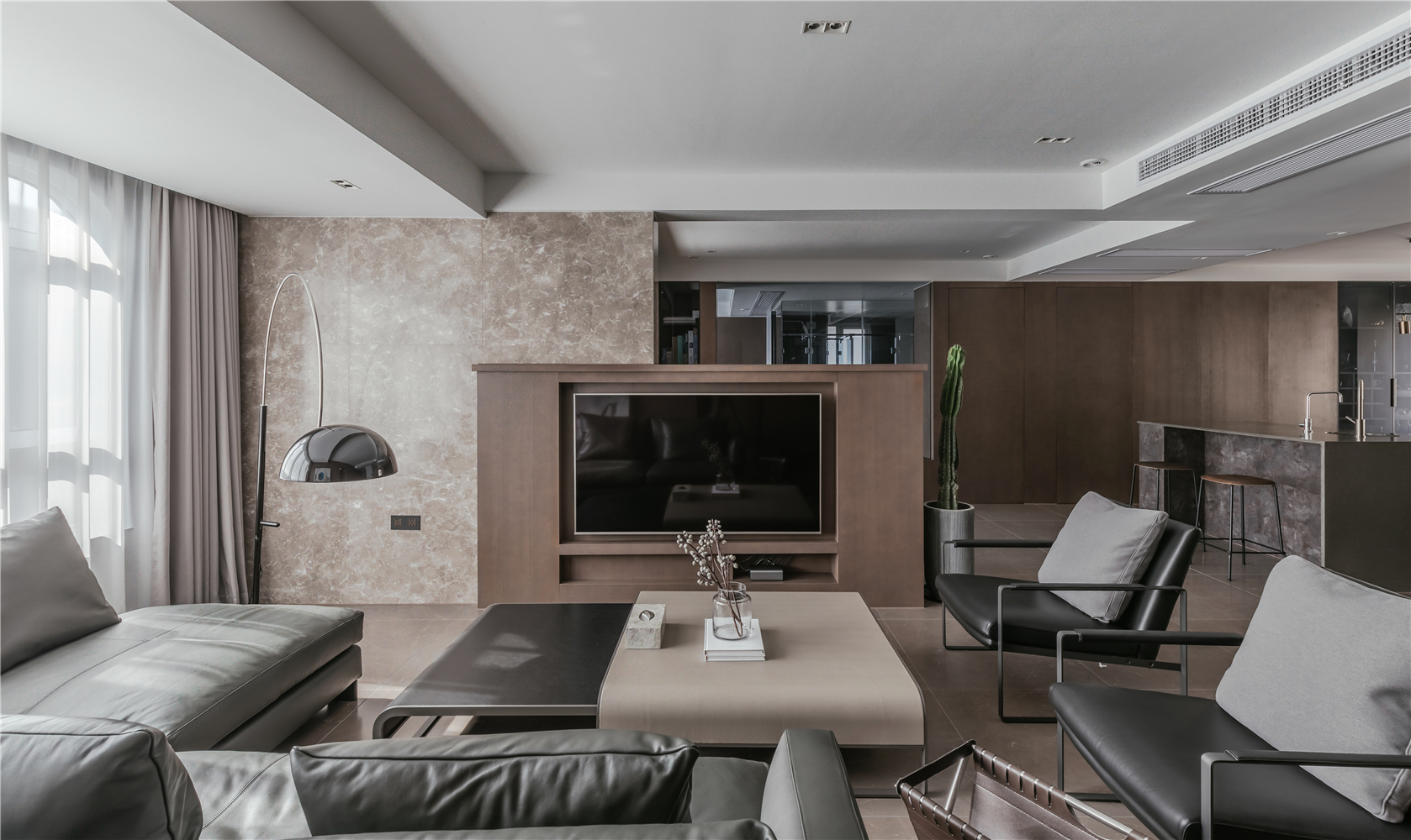 140m²现代风格客厅电视墙装修效果图