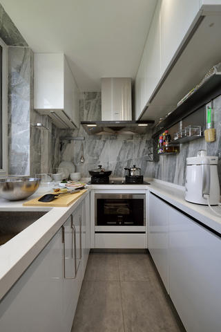 70平二居室厨房装修效果图