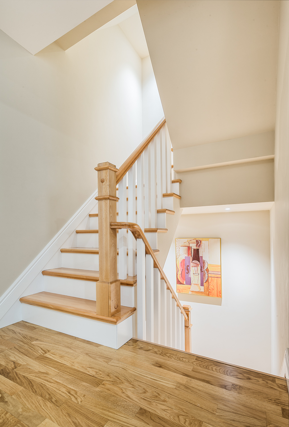 美式风别墅楼梯装修效果图