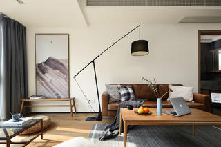 北欧日式三居装修客厅沙发落地灯设计