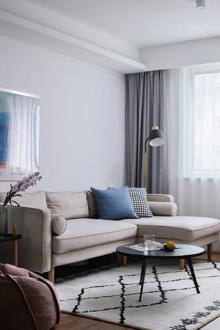 北欧风格二居装修客厅沙发设计