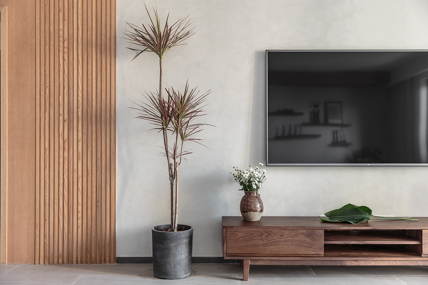复式木质简约风电视背景墙装修效果图