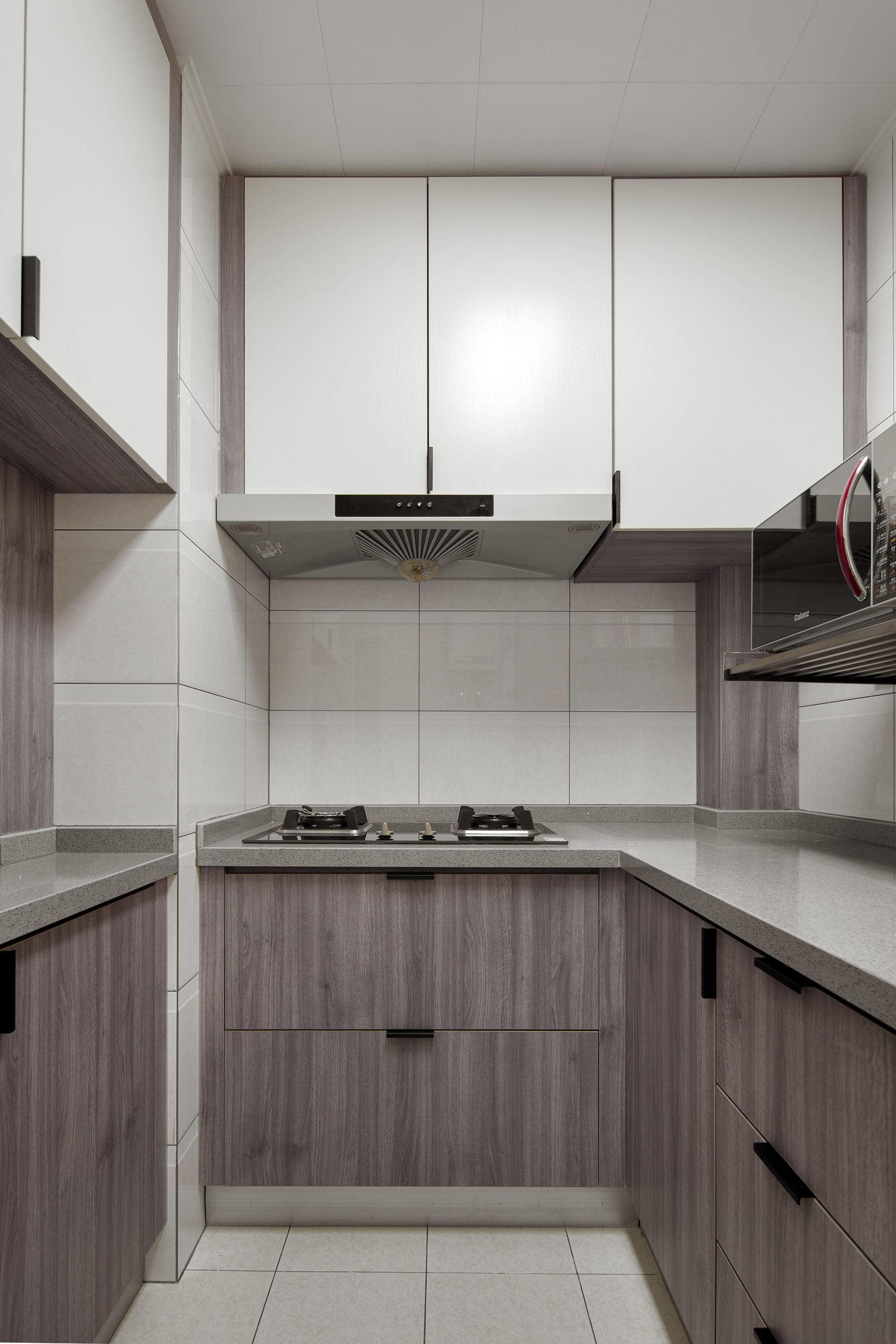 现代中式混搭两居厨房装修效果图