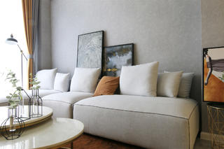 73平现代简约三居装修沙发设计图