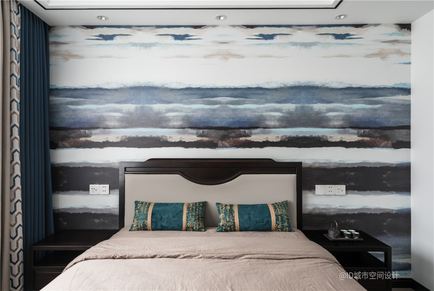 新中式风三居卧室背景墙装修效果图
