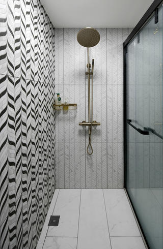 简约北欧风格三居淋浴房装修效果图