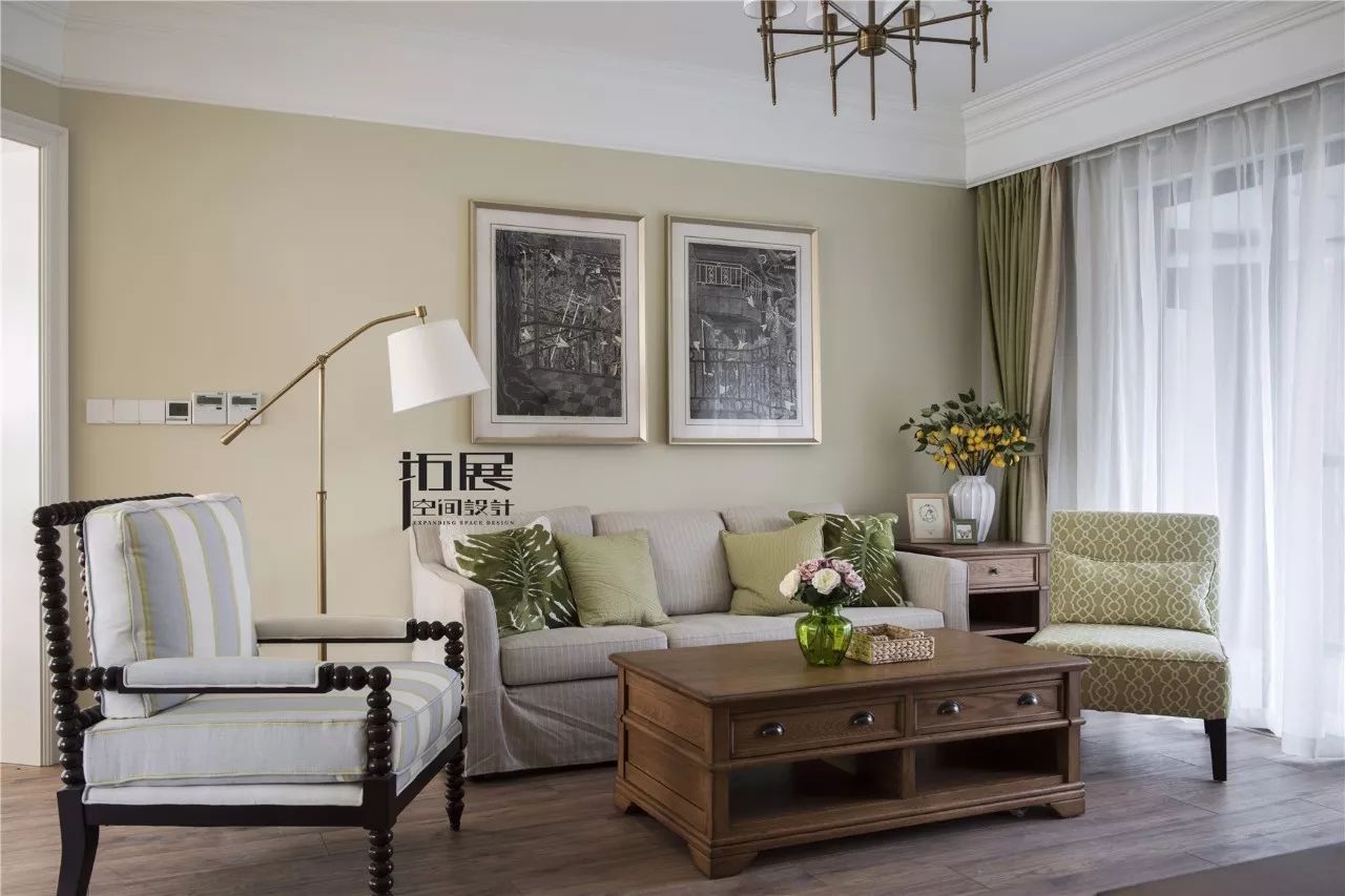 135㎡美式风格沙发背景墙装修效果图