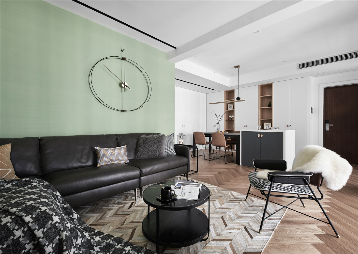 82平现代三居装修客厅沙发设计