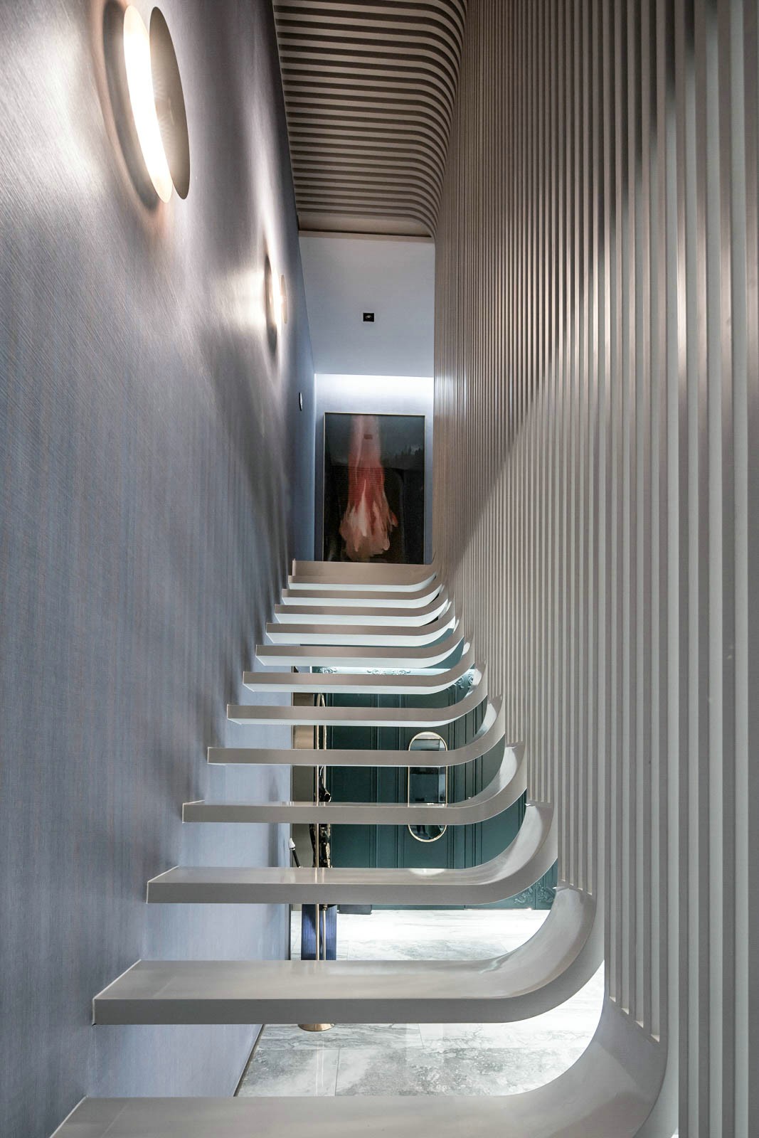 300㎡复式公寓楼梯装修效果图