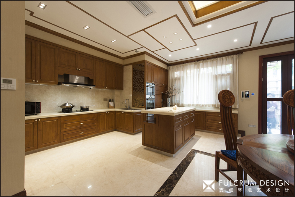 中式风格别墅厨房装修效果图