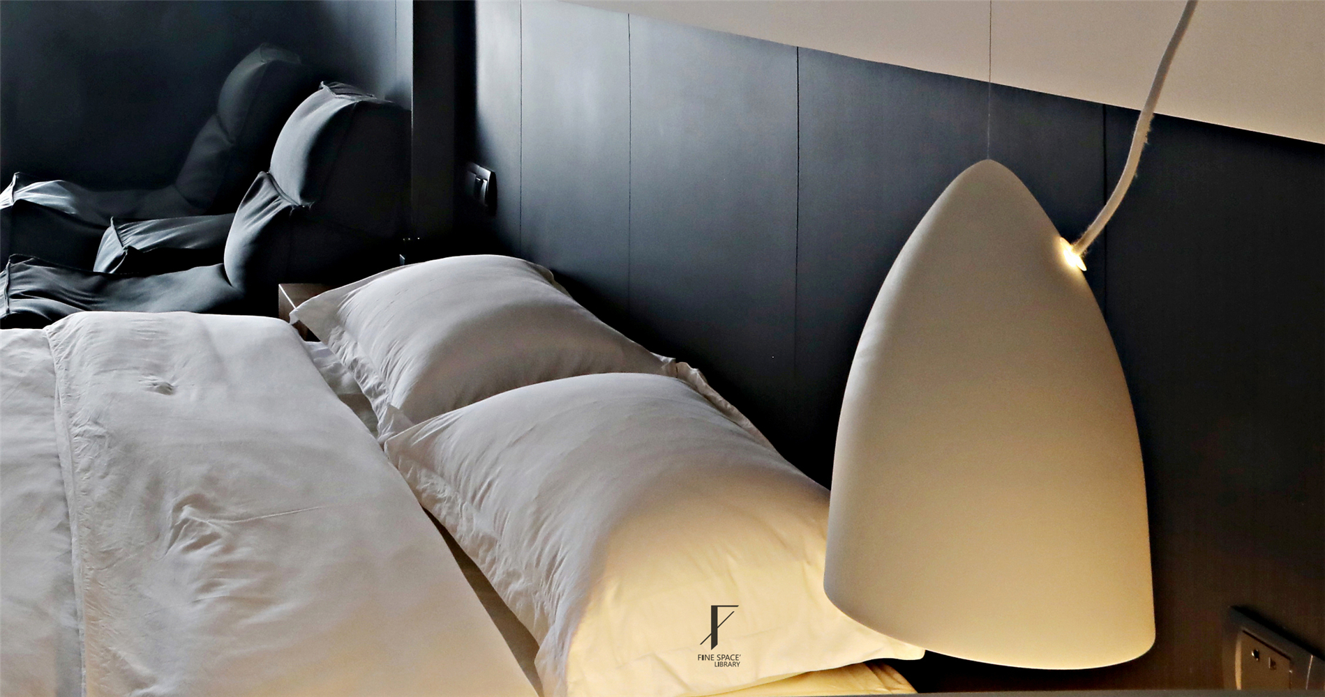 现代小户型公寓装修床头灯设计图