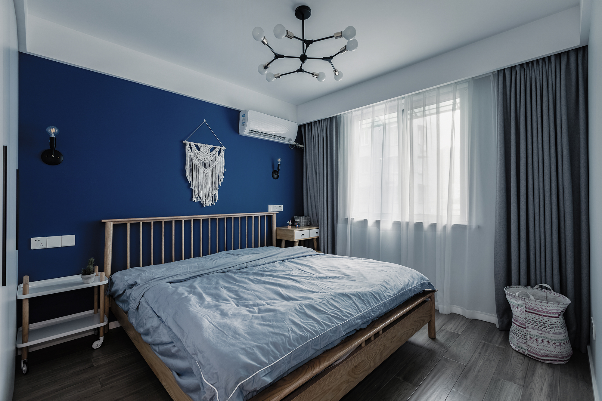小户型北欧风格卧室装修效果图