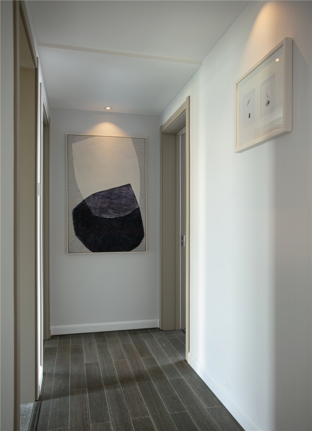 四居室现代简约风走廊装修效果图