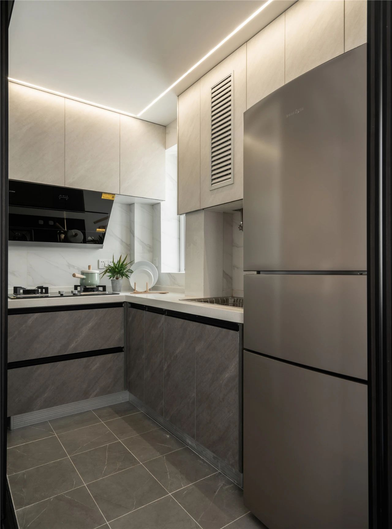 25㎡的逆袭丨独立厨房,客厅,卫生间,实现了三口人的居住自由