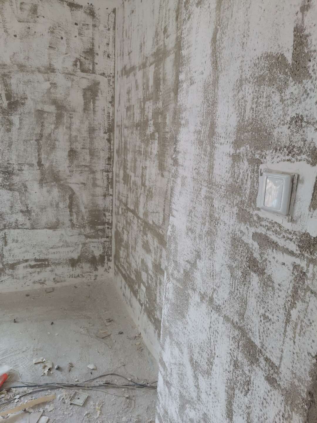 二手房改造墙体腻子灰铲除