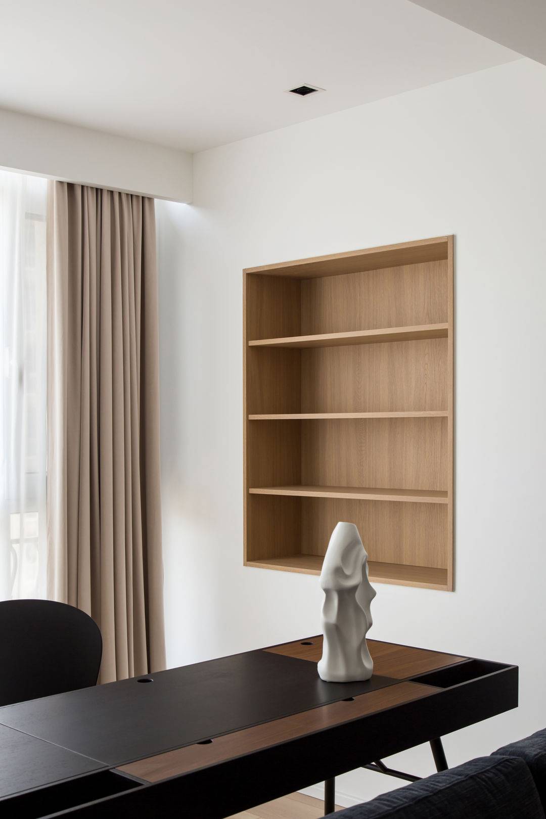 全屋定制丨原木色柜体搭配白色墙真香